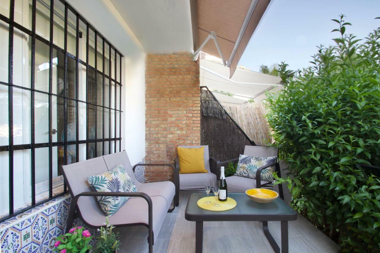 Апартаменты Sunny Bungalow With Sea View Nearby Carihuela Beach